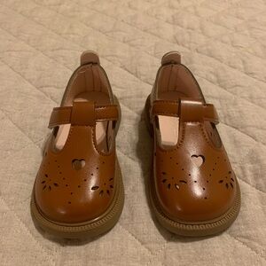 Toddler brown sandals - NWOT - EU22 / US6